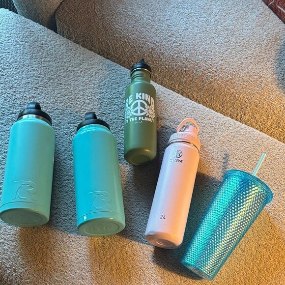 Colorful Reusable Water Bottles Set - Picture 1 of 12